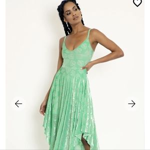 NWT Blackmilk Animal Crossing Green Leaf Burned Velvet Handkerchief Dress, Large